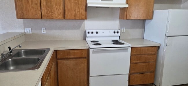 Photo - 1101 SHANA RAE Cir Unidad B