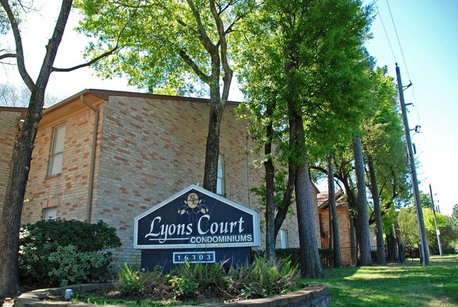 Photo - Lyons Court
