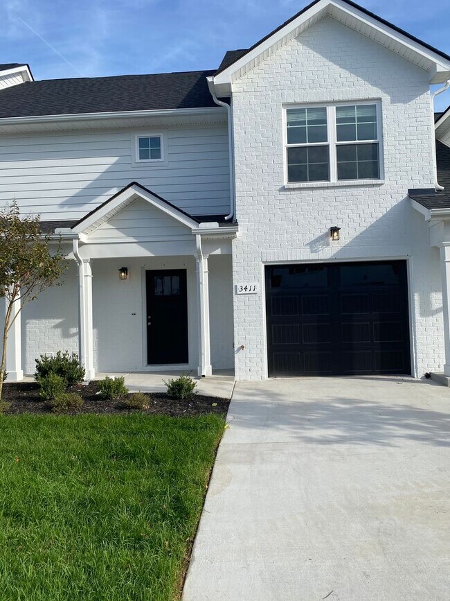 Photo - 3 BD 3.5 BA 1 Car Garage Great Location Li...