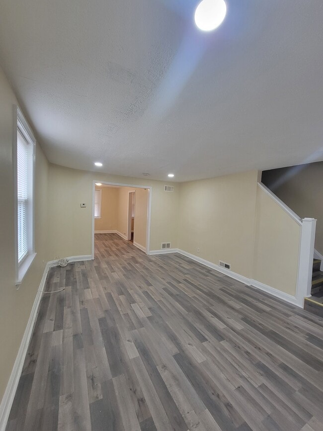 Photo - 3226 Westmont Ave