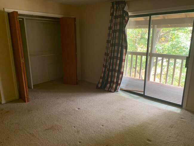 Photo - Hillside Apartments Unidad 315