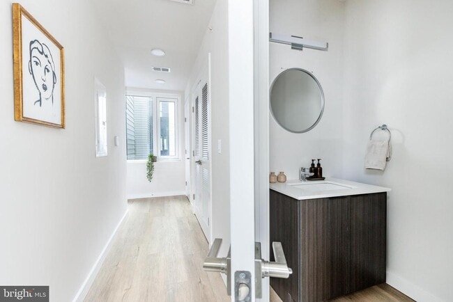 Photo - 1130 N Delaware Ave Unidad 2B