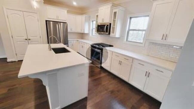 Photo - 2892 Boone Dr