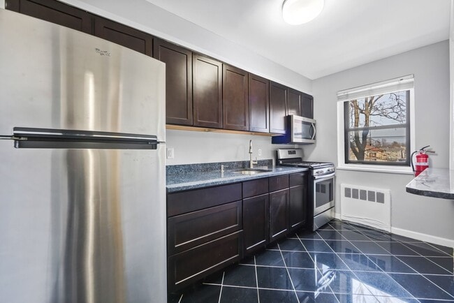 Photo - 2339 Hudson Terrace Unit D17
