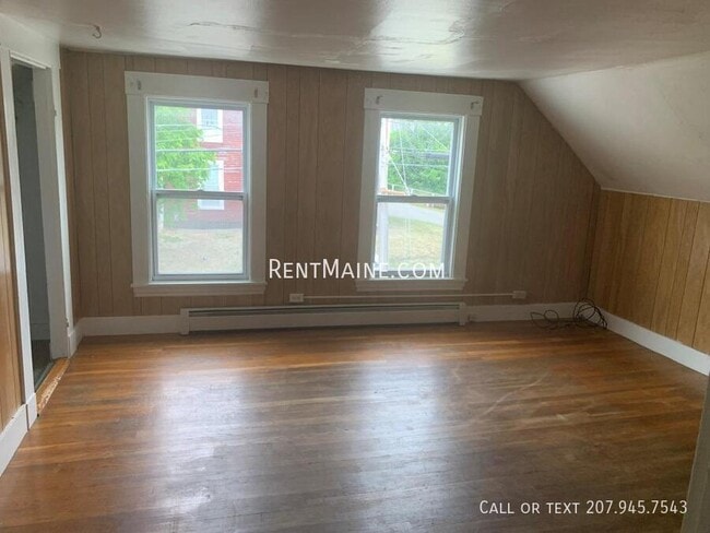 Photo - 198 Center St Unit 4