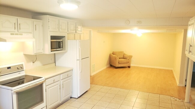 Photo - 6619 Franklin Ave Unit #3