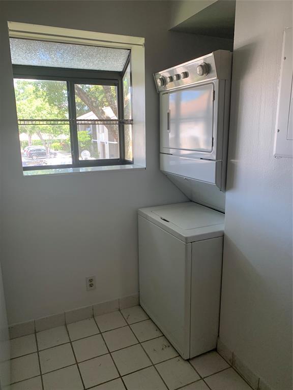 Photo - 511 Gardens Dr Unit 204