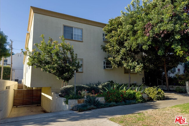 Building Photo - 1144 10th St Unit 10 Rental