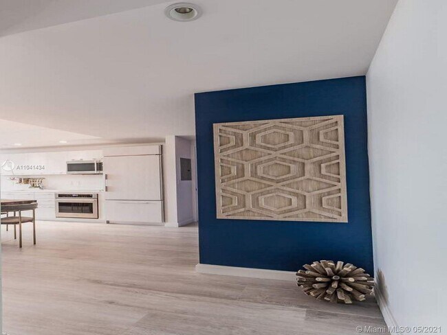 Photo - 45 SW 9th St Unit 3309