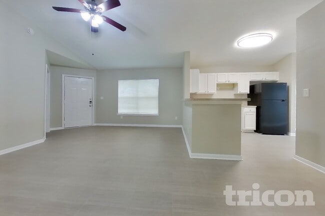 Photo - 3103 Kelling St