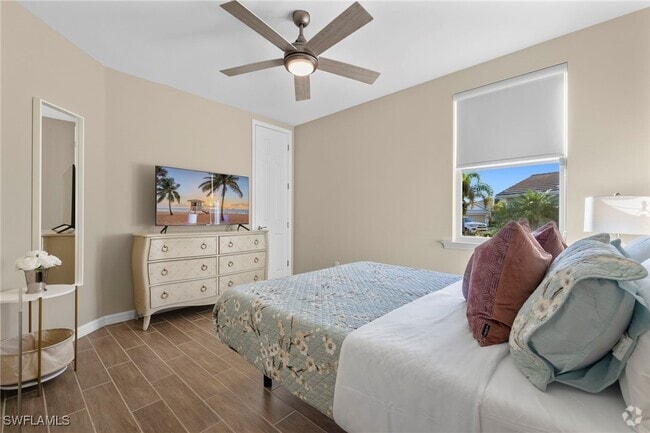 Building Photo - 14644 Edgewater Cir Rental