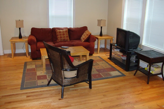 Photo - 5006 Cherokee St