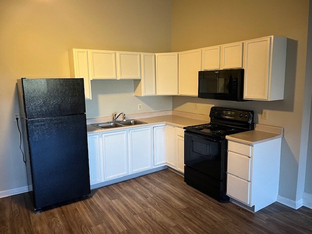 Photo - 316 W Walnut St Unit 212