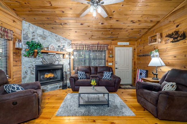 Photo - 159 Pack Creek Rd