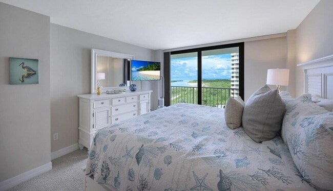 Photo - 440 Seaview Ct Unit 912