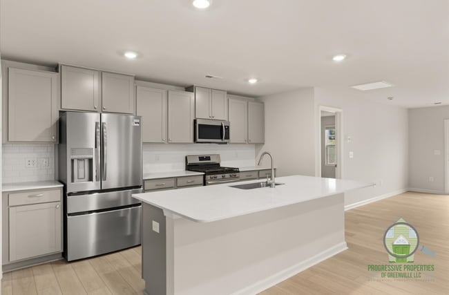 Photo - 213 Wintersweet Wy