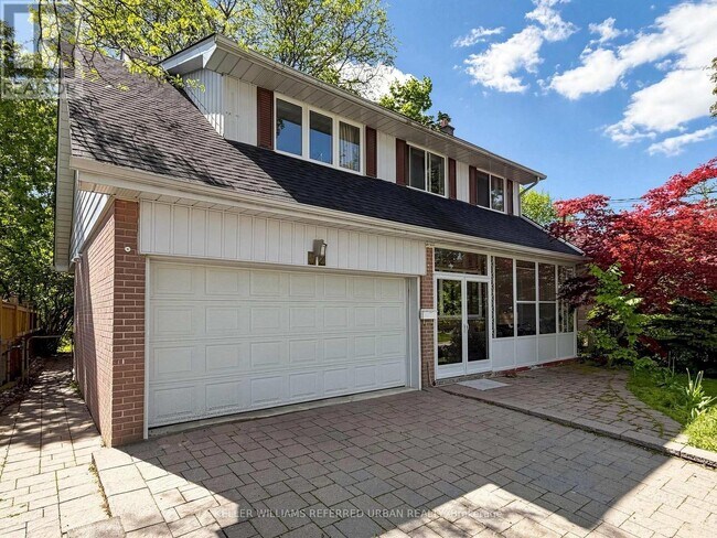 Photo - 32 Wycliffe Crescent