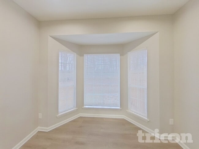 Photo - 9226 Stone Abbey Pl