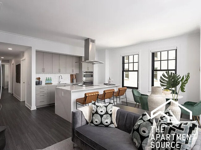 Building Photo - 2300 N Lincoln Park W Unit 206 Rental