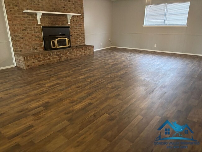 Photo - 8575 Grape Creek Rd