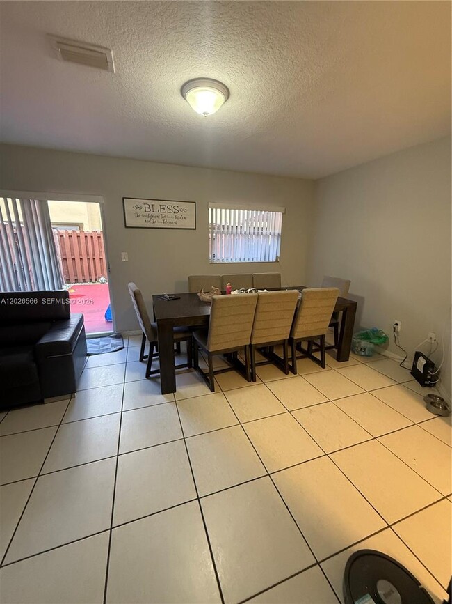 Photo - 7145 NW 173rd Dr