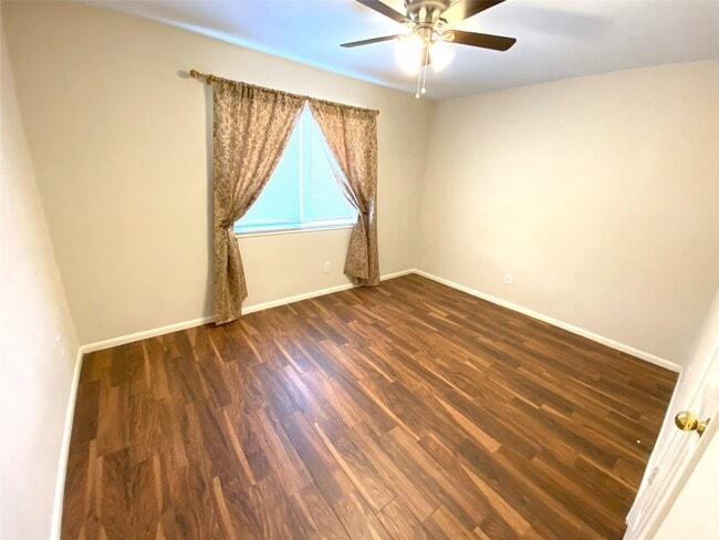 Photo - 2615 Elder Park Ct