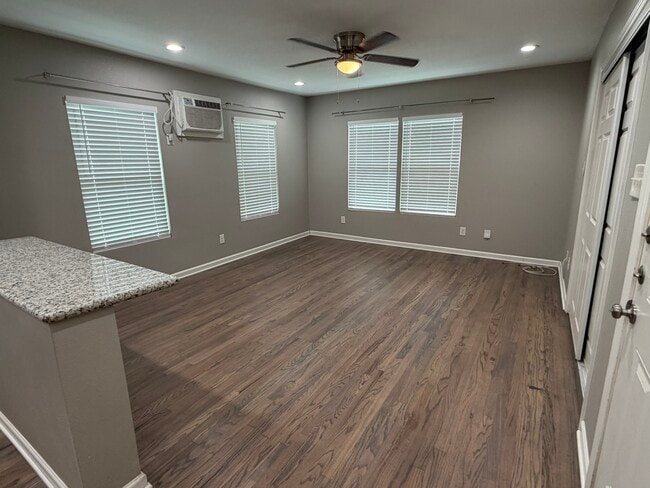 Photo - 114 Jacobs St Unit 201