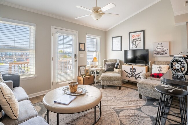Photo - FURNISHED OFF-SEASON MONTHLY RENTAL-STARTI...