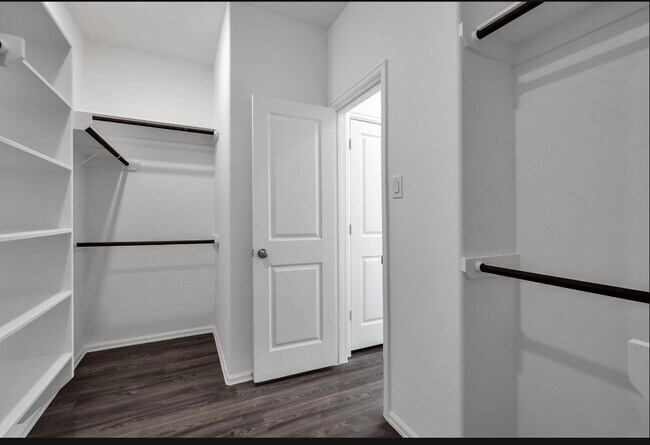 Photo - 19179 Pinewood Grove Trl