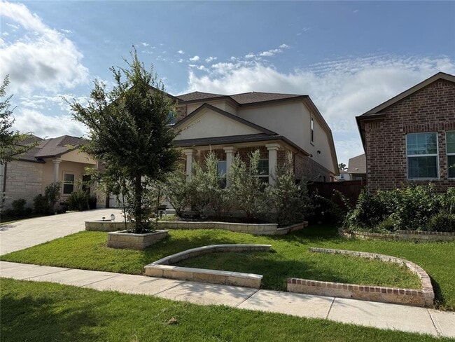 Photo - 1008 Bluewood Bend