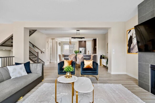 Photo - 125 Evansridge Pl NW Unit ID1303240P