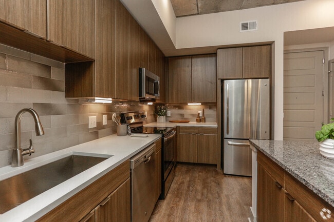 Building Photo - Walkable Living in Montrose - 1 Month Free! Unit 29WG Rental