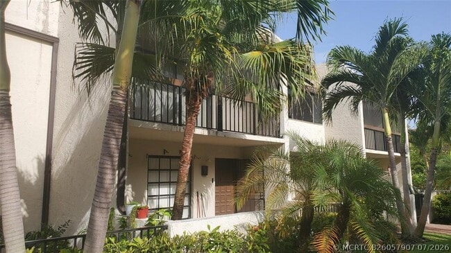 Photo - 721 SE 1st Way Unit C13