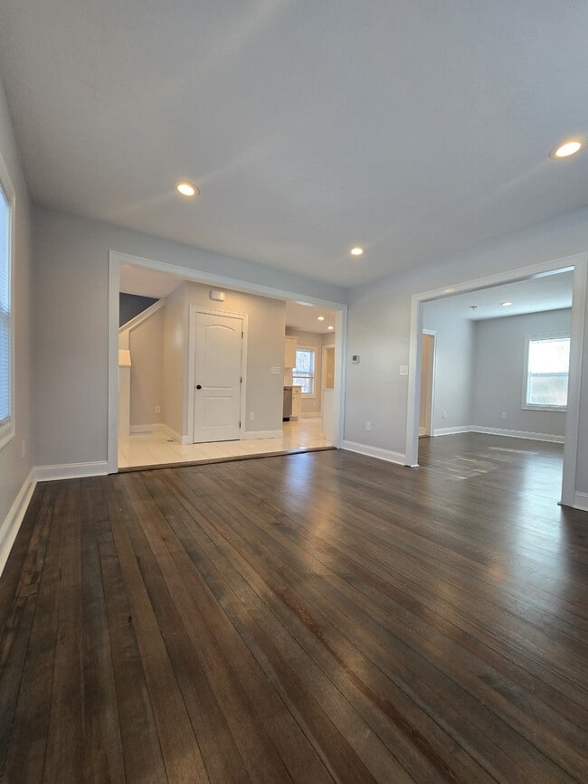 Photo - 35 Phillips Ave