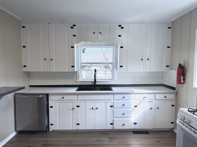 Photo - 1220 Garden Dr