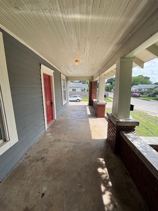 Photo - 703 N Atlanta Ave