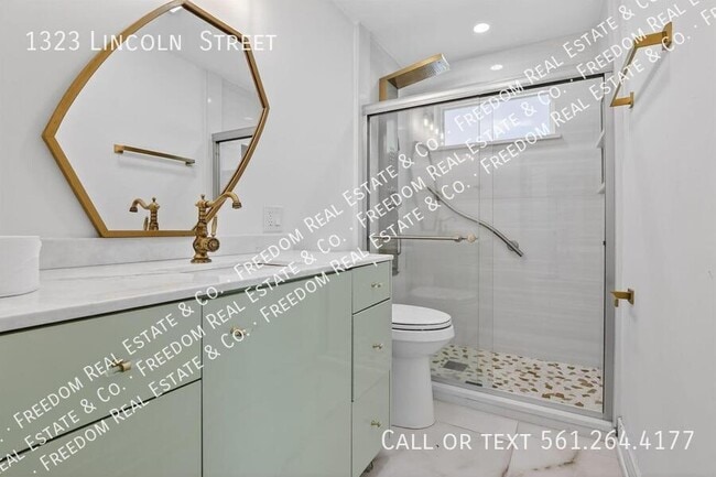 Photo - 1323 Lincoln St