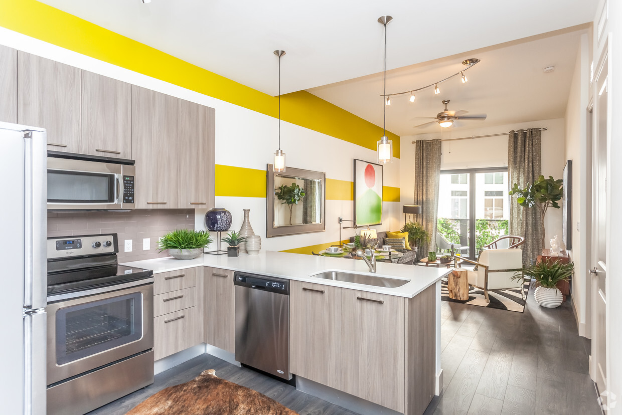 Kitchen - Berkshire Coral Gables