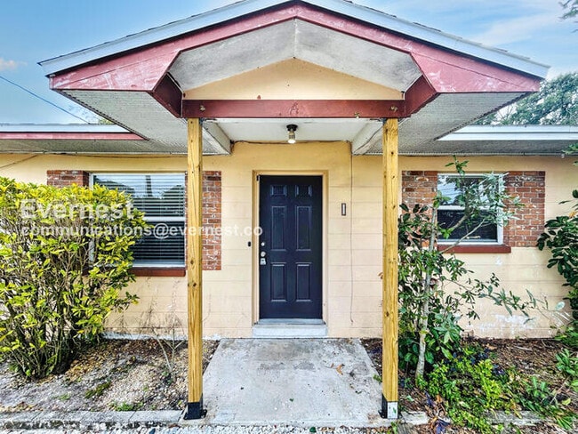 Photo - 10546 106th Ave N