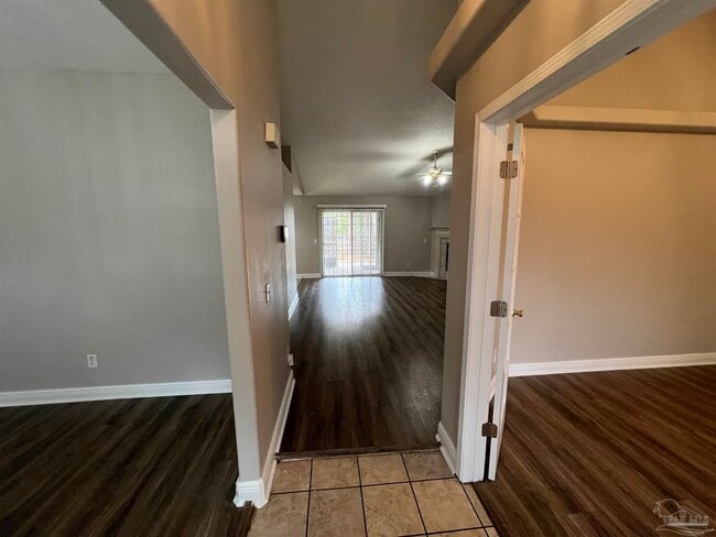 Photo - 7230 Annandale Dr