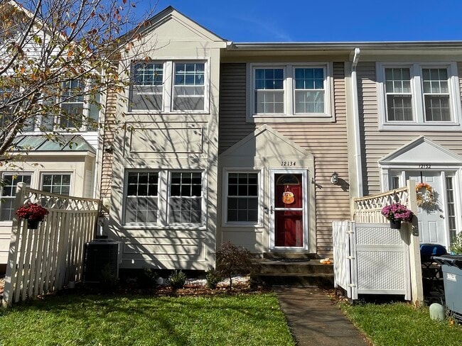 Building Photo - 12134 Salemtown Dr