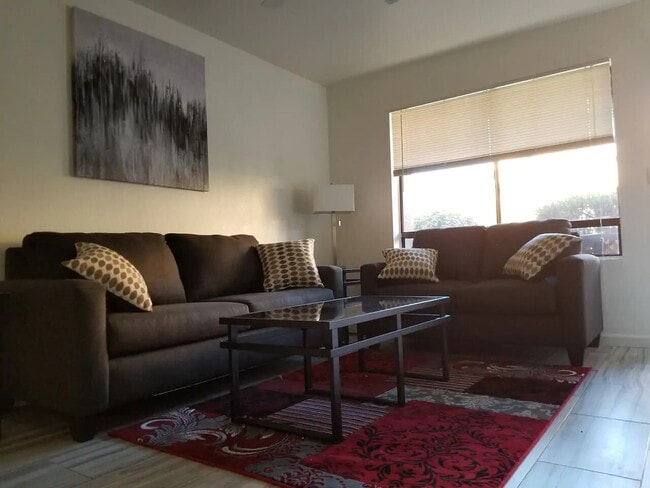 Photo - FULLY FURNISHED RESORT STYLE LIVING WITH MOUNTAIN VIEWS MOVE IN TODAY Unit 1031