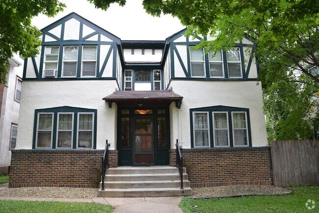 Building Photo - 3115 Girard Ave S Unit 1 Rental