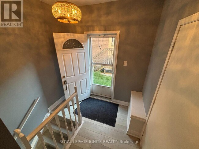 Photo - 308 Callaghan Crescent