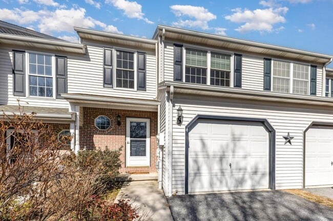 Photo - 4 Keefer Way