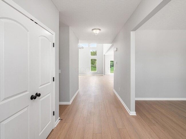 Photo - 37 Littondale Dr