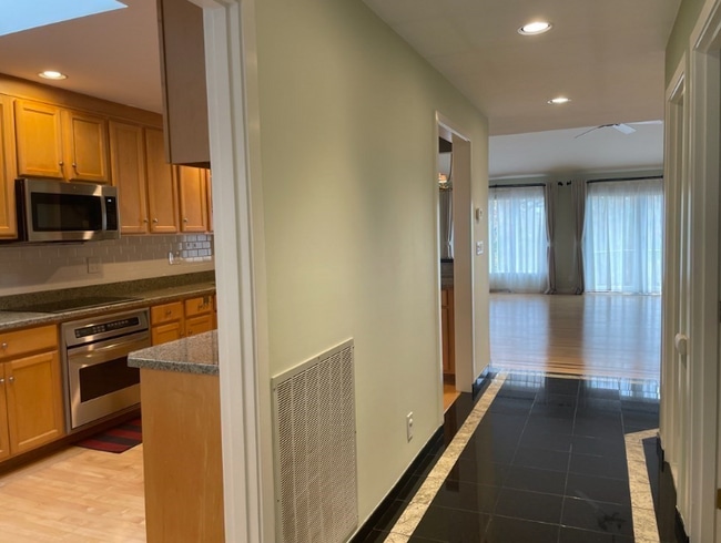 Photo - 69 Algonquin Rd