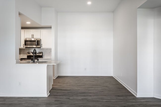 Sundance Apartments