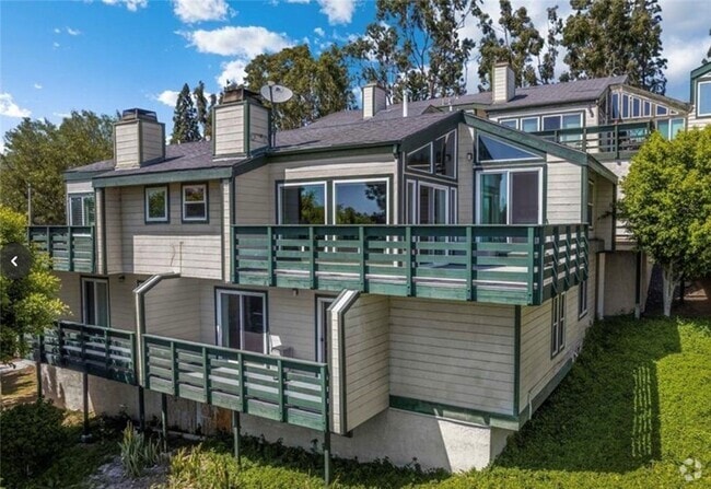 Building Photo - 2017 Orchard Dr Unit D Rental