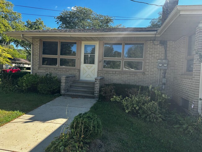 Photo - 1608 Turtle St Apartment Unit Front